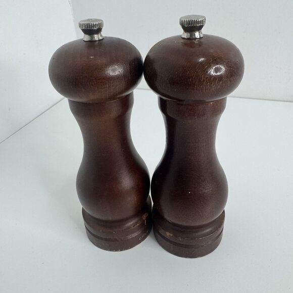 Cole And Mason England Wood Salt & Pepper Grinder Set Shaker - Picture 7 of 7
